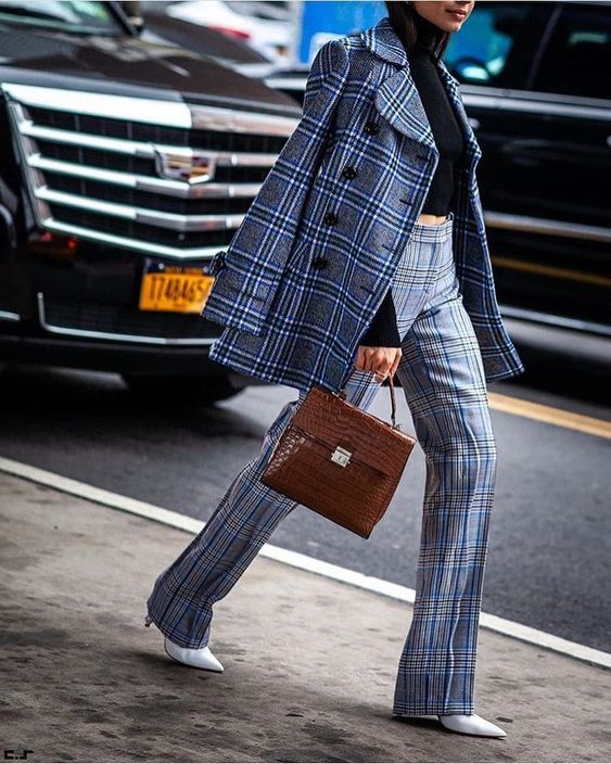 ð A Beauty Feature on Instagram: âNew York Fashion Week SS19 @streetstylegallery_ ð¸ @csmartfx #streetstyle #streetfashion #streetwear #streetphotography #fashionphotograpyâ¦â