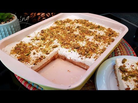 دبوس على الحلويات العربية