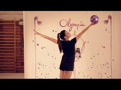 Tutorial - Trabajo de base con la pelota: Rodamientos por Almudena Cid -
