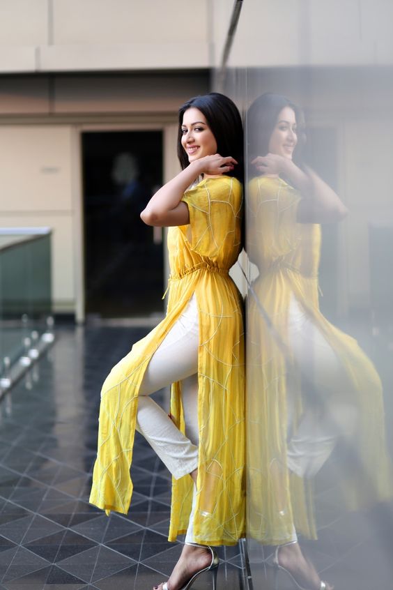 Catherine Tresa Hot Images, Stills, Photos