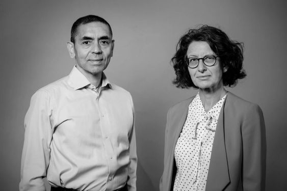 La pareja detrás de la vacuna para el covid de Pfizer - The New York Times
