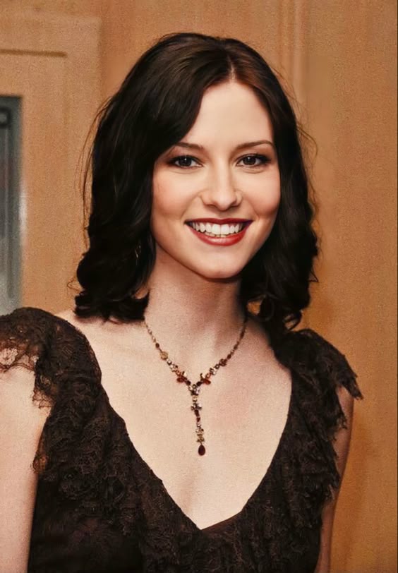 chyler-leigh