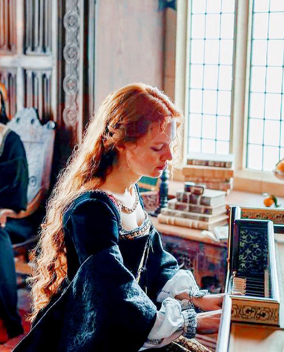 But one mistress here, and no master — Alicia von Rittberg as Elizabeth Tudor in Becoming...