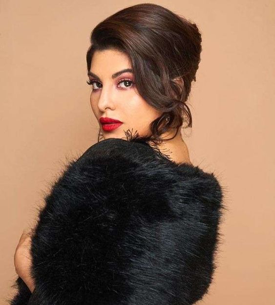 #GetTheLook: Jacqueline Fernandez’s Jazy Makeup Look