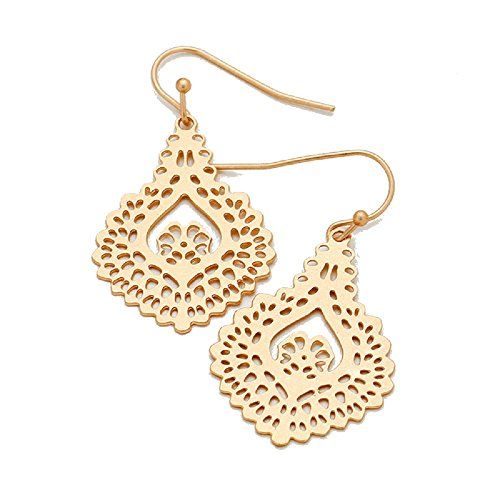 Amazon Com Antique Gold Chandelier Filigree Earring Set Azbtte011 Gcl Jewelry Fashion Jewelry Earring Set Filigree Earrings