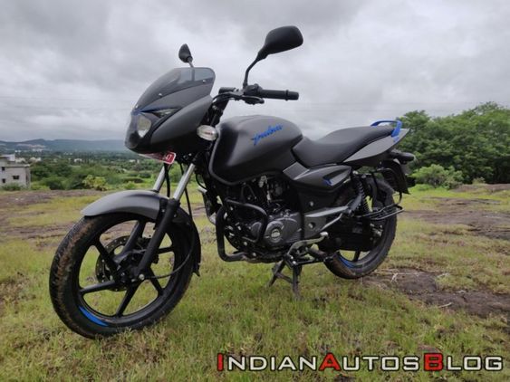 Bajaj Pulsar 125 Detail Shots Left Front Quarter