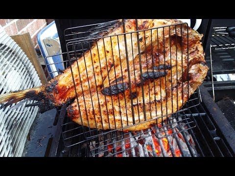 سمك ابو نواس المسكوف في امريكا مع شاي مهيل على الفحم غداء اول يوم العيد مطبخ شاي مهيل Youtube Cookbook Cooking Grilling