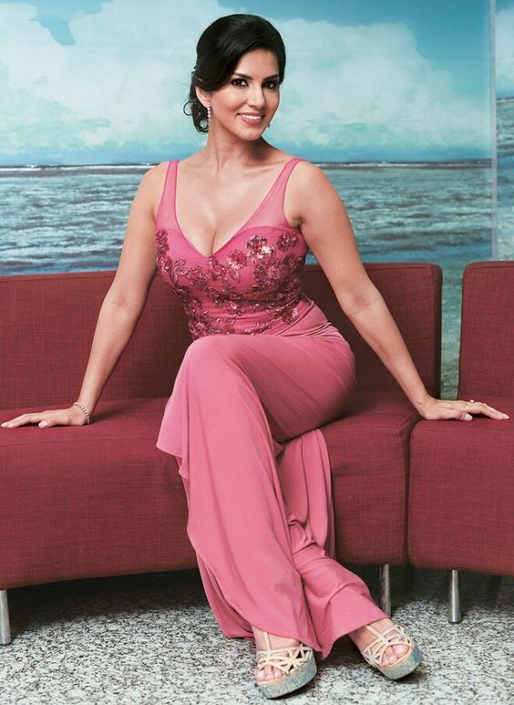Sunny leone hot