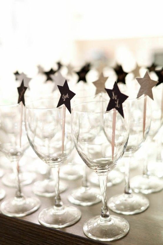 Diy New Years Party Ideas | Véspera De Ano Novo, Decoração Reveillon, Datas Festivas