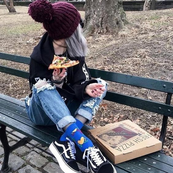grunge / vintage / streetwear ð Instagram'da: âEn sevdiÄin pizza hangisi? â¨â