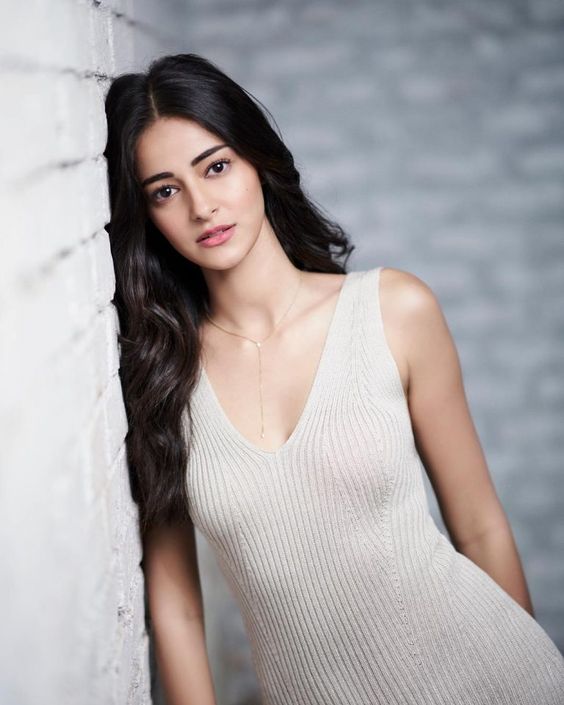 Stunning Photos of Upcoming Beautiful Bollywood Actress Ananya Pandey