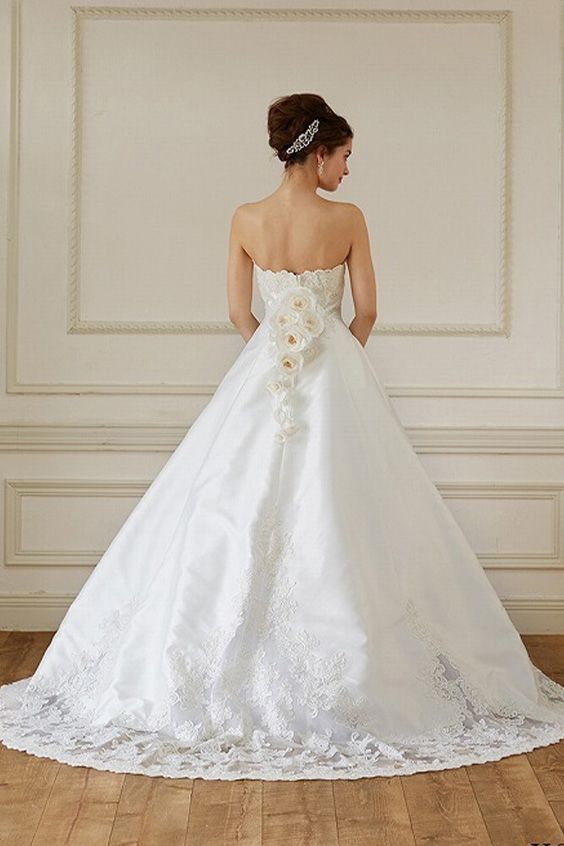 Couture Naoco シンプルなaラインドレス ドレス Aラインドレス 結婚式 ドレス Couture Naoco シンプルなaラインドレス ドレス Aラインドレス 結婚式 ドレス