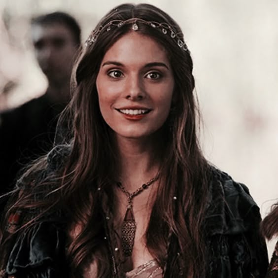 caitlin-stasey