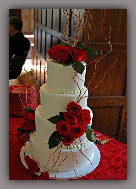 20 Pasteles De Boda Con Rosas Rojas Tortas Decoradas Wedding Cake Red Wedding Cake Roses Faerie Wedding