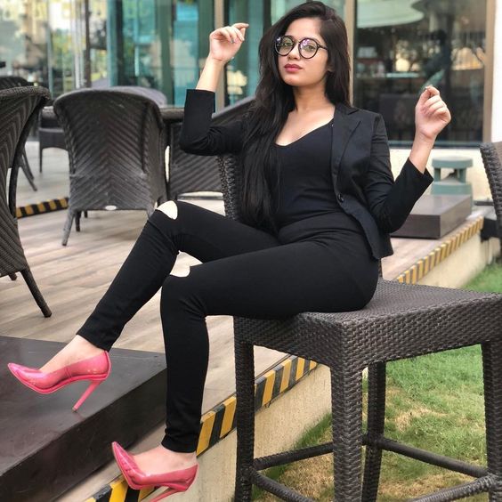 jannat-zubair-s**y-dress-pohoto