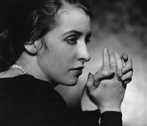 Marion Morehouse in the 1930s. Image Nikolas Murray, photo via Pinterest. Marion Morehouse in the 1930s. Image Nikolas Murray, photo via Pinterest.