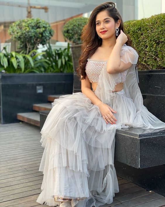 Cute girl Jannat Zubair rehmani in white dress