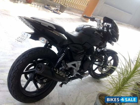 Used 2009 model Bajaj Pulsar 180 DTSi for sale in Kapurthala. ID 77083. Black colour