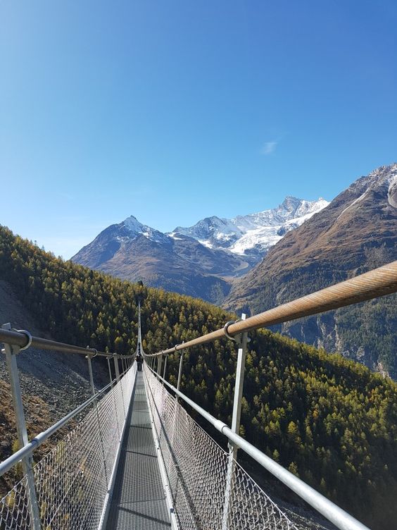 Hangbrug Europa; de mooiste, langste, grootste bruggen voor voetgangers - Reisliefde Hangbrug Europa; de mooiste, langste, grootste bruggen voor voetgangers - Reisliefde