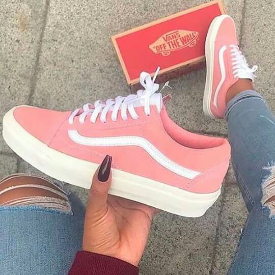 Pin By J E S S I C A On K I C K S Shoes Pink Vans Sneakers