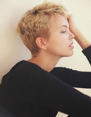 I'm letting my boyfriend give me this haircut and I'm super excited :D #boyfriend_short_style