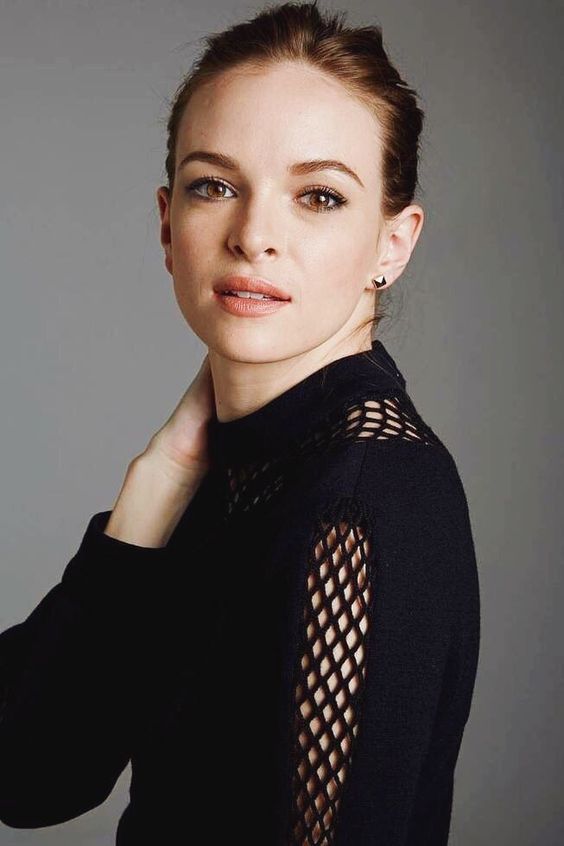 Danielle Panabaker (@dpanabaker) / Twitter