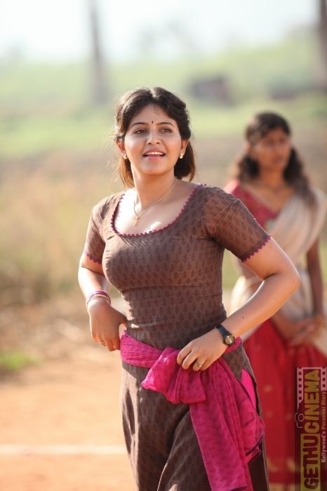 Latest HD stills of Actress Anjali - Gethu Cinema