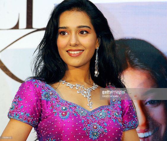 Indian film actress Amrita Rao wears a D\'damas diamond necklace...