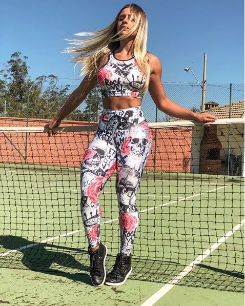Legging colorida best sale academia