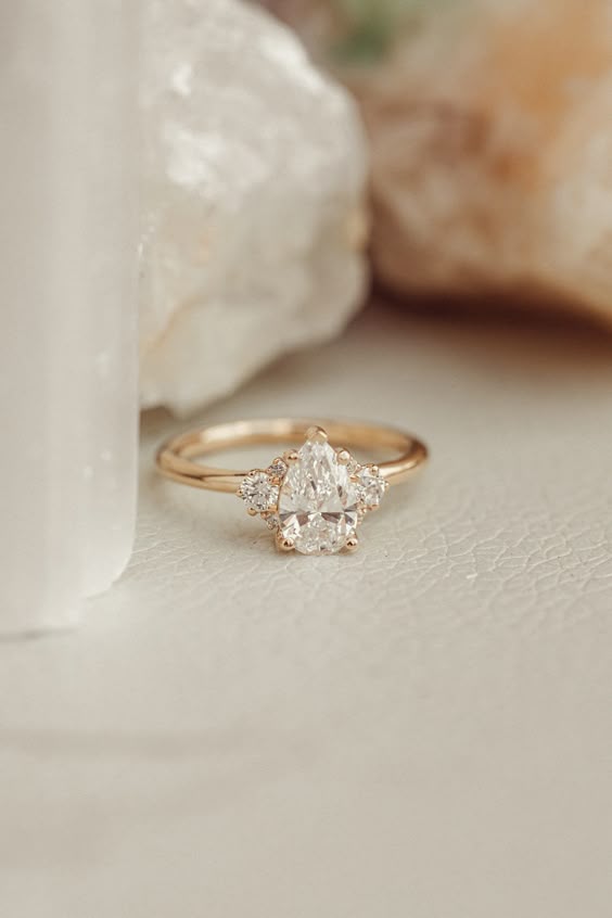 Pear Shape Engagement Ring, 2 Ct Pear Moissanite Colorless, Teardrop Engagement Ring For Her, Diamond Engagement Ring Wedding Proposal Ring Pear Shape Engagement Ring pear cut moissanite engagement ring, pear cut moissanite ring, pear cut diamond ring, pear cut engagement ring, teardrop moissanite engagement ring, unique moissanite engagement ring, unique moissanite ring, unique diamond ring, moissanite engagement ring, diamond engagement ring, pear shape moissanite engagement ring, pear shape m