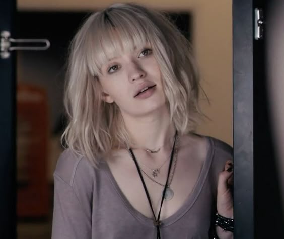 emily-browning