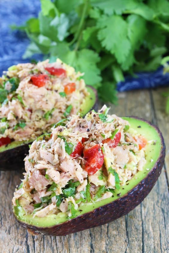 Hard boiled egg avocado and tuna fish recipes Hard boiled egg avocado and tuna fish recipes