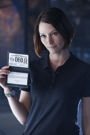 Supergirl (2015 TV Series) Photo: Chyler Leigh in Supergirl
