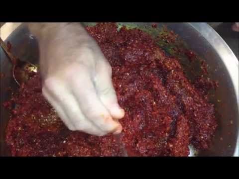 2 How To Make Harissa At Home Tunisian Style הריסה בנוסח טוניסאי الهريسة الحارة بالفلفل Youtube Harissa Making Pasta Sauce Making Pasta