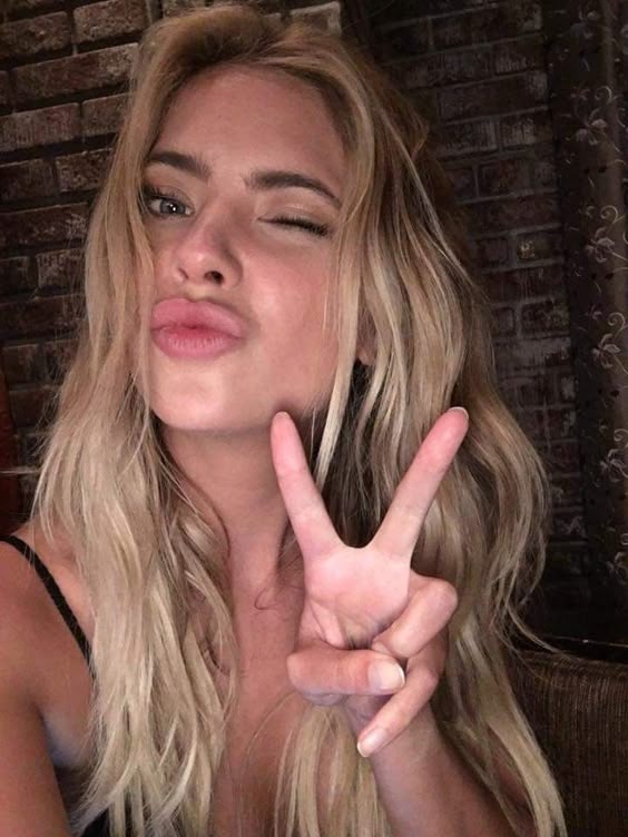 Ashley Benson