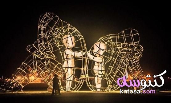 تماثيل ملهمة تحمل أروع الحكايات والمعاني أحذية نهر الدانوب أروع الحكايات الكلب هاتشيكو 2020
