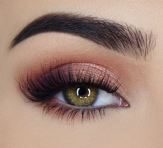 Les 10 palettes de fards à paupières qui obsèdent toutes les beautystas