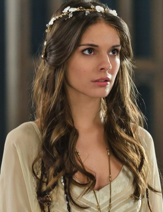 Caitlin Stasey