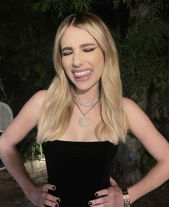 emma-roberts