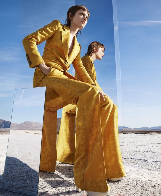 Mercury Rising: Peyton Knight by Camilla Akrans for Harperâs Bazaar August 2016 #mirror