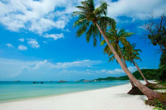 Forget Thailand's Phi Phi islands, here are 9 reasons you need to add Phu Quoc Island in Vietnam to your South East Asia holiday list.