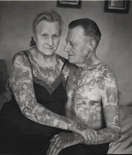 Solo hazlo. | 24 Ancianos con tatuajes responden a la pregunta: "¿Cómo te verás dentro de 40 años?"