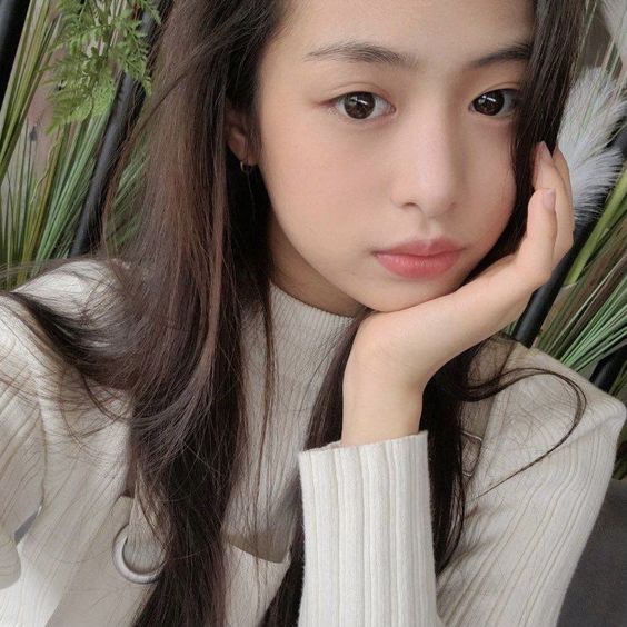 babymonster ahyeon !