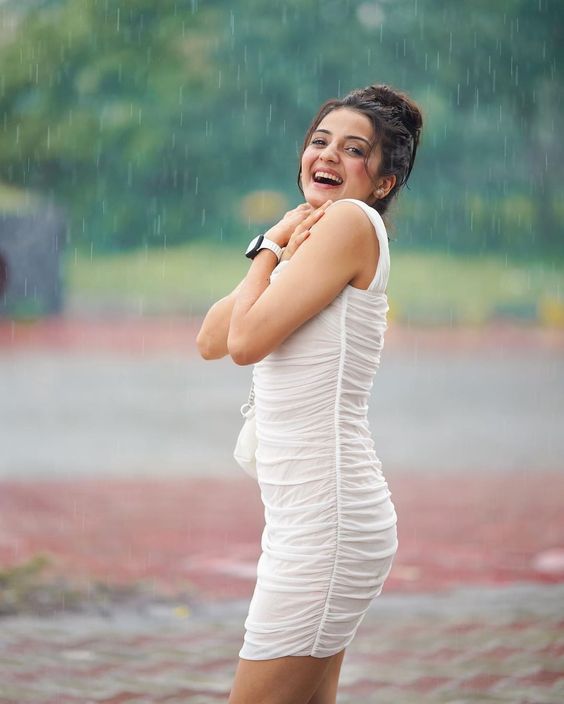 aryanshi-sharma-hot