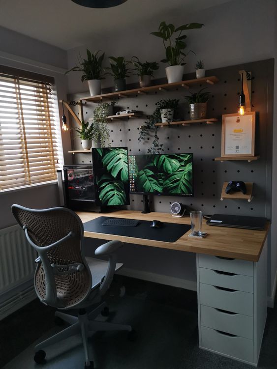 A Reddit user with the craziest pegboard desk setup - Minimal Desk Setups