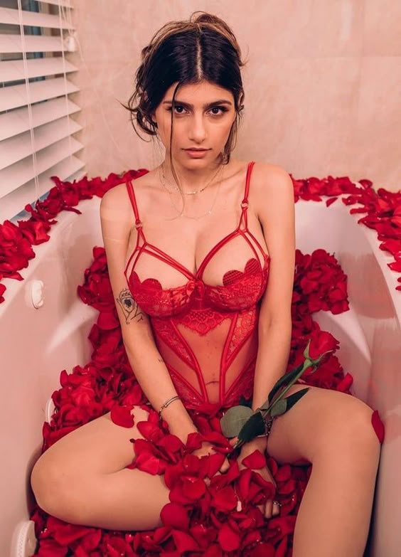mia-khalifa-hot