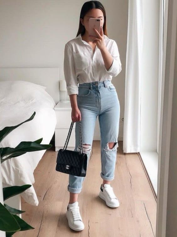 outfits with baggy jeans