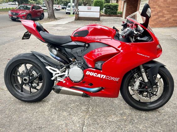 2021 Ducati Panigale V2