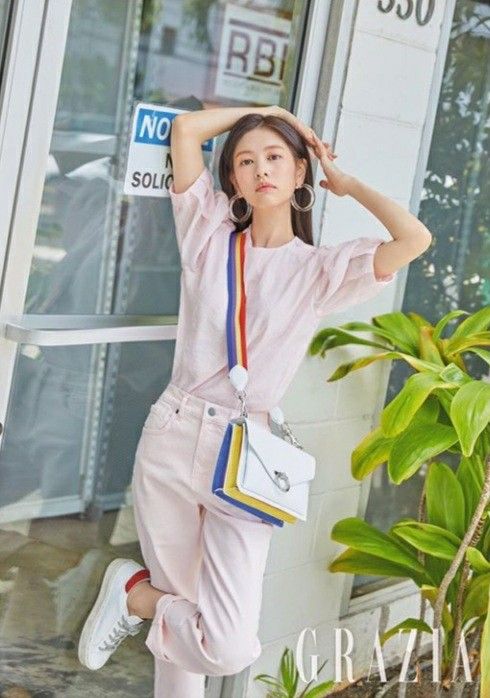 Jung So Min おしゃれまとめの人気アイデア Pinterest La Vie In Azul 美しい女性 女性 韓国ドラマ Jung So Min おしゃれまとめの人気アイデア Pinterest La Vie In Azul 美しい女性 女性 韓国ドラマ