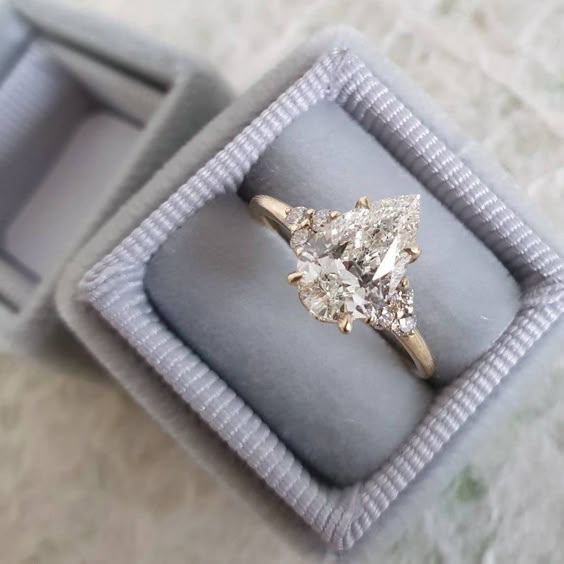 1.75ct Diamond Engagement RingUnique Diamond Engagement Ring | Etsy